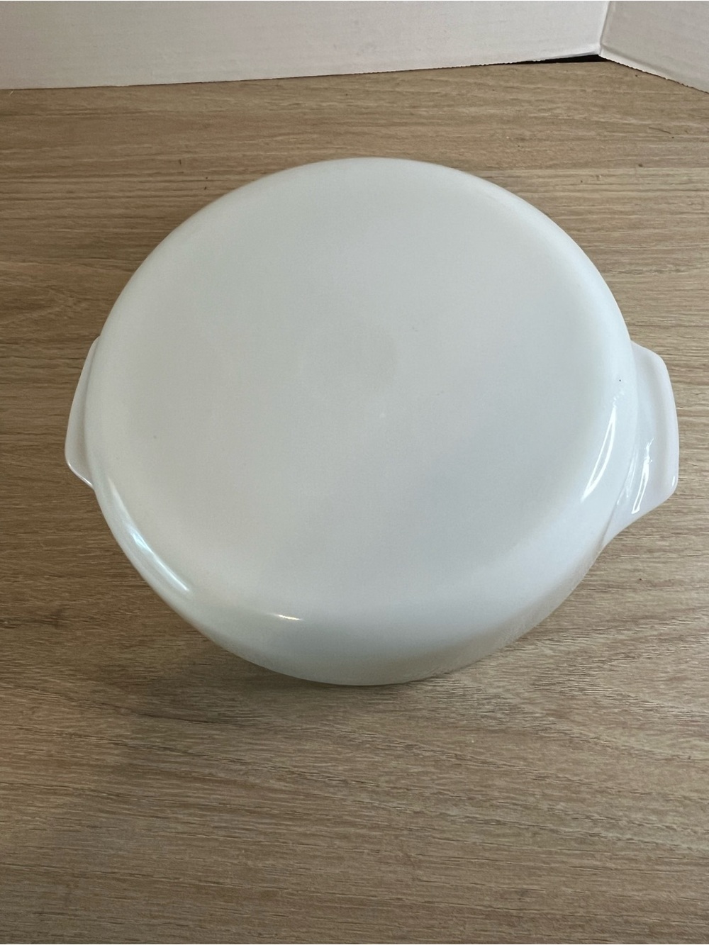 Vintage White Casserole Dish with Green Floral Pattern Fire King - Picture 7 of 10